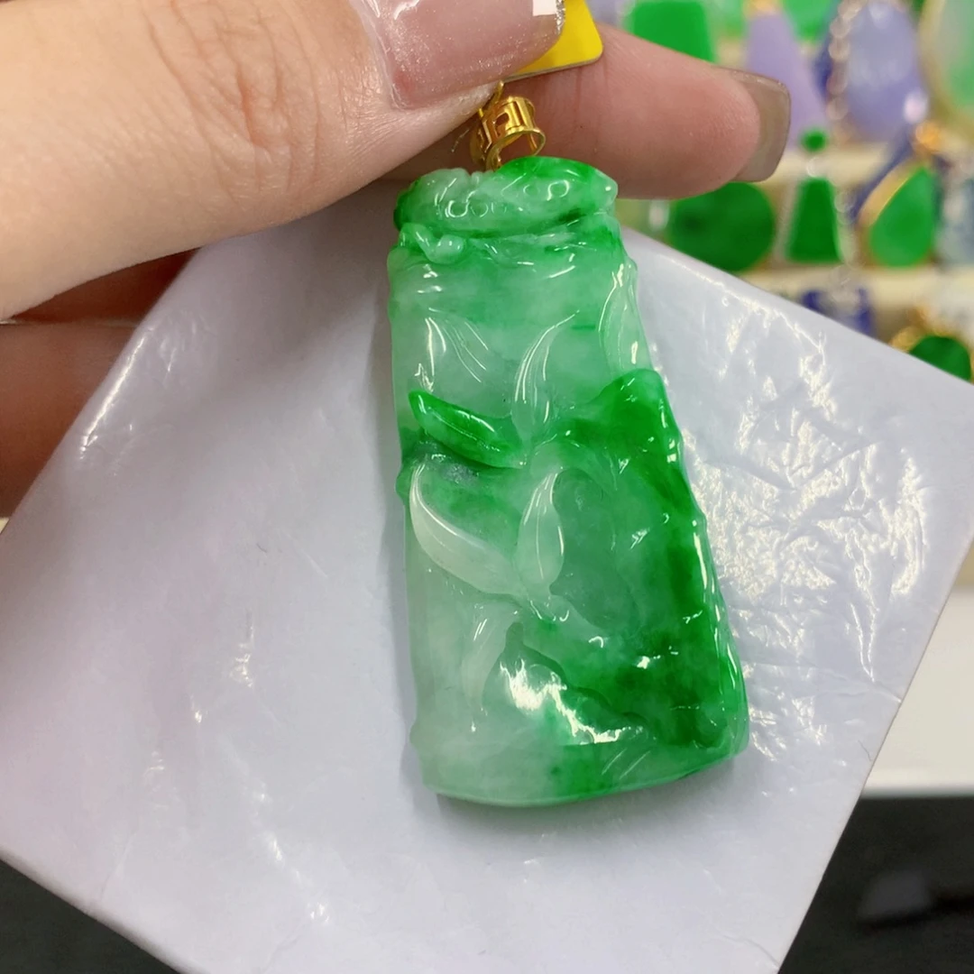 翡翠18K金镶嵌吊坠(不含链)