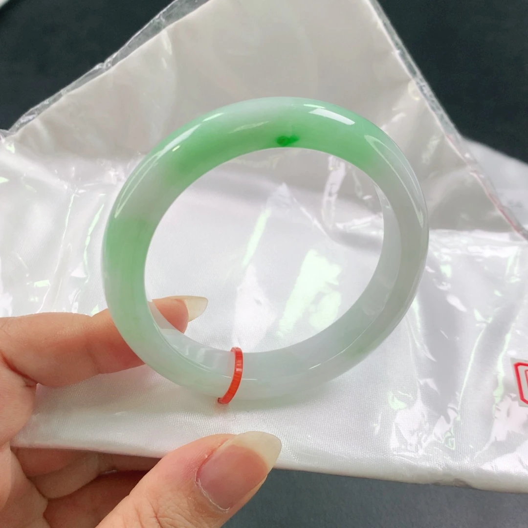 翡翠未镶嵌手镯冰胶03