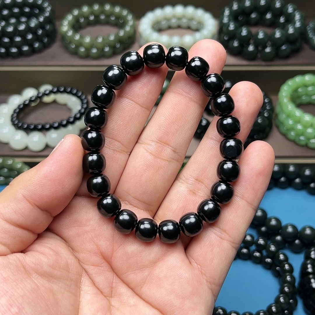 【闪购商品】未镶嵌手链和田玉中***红