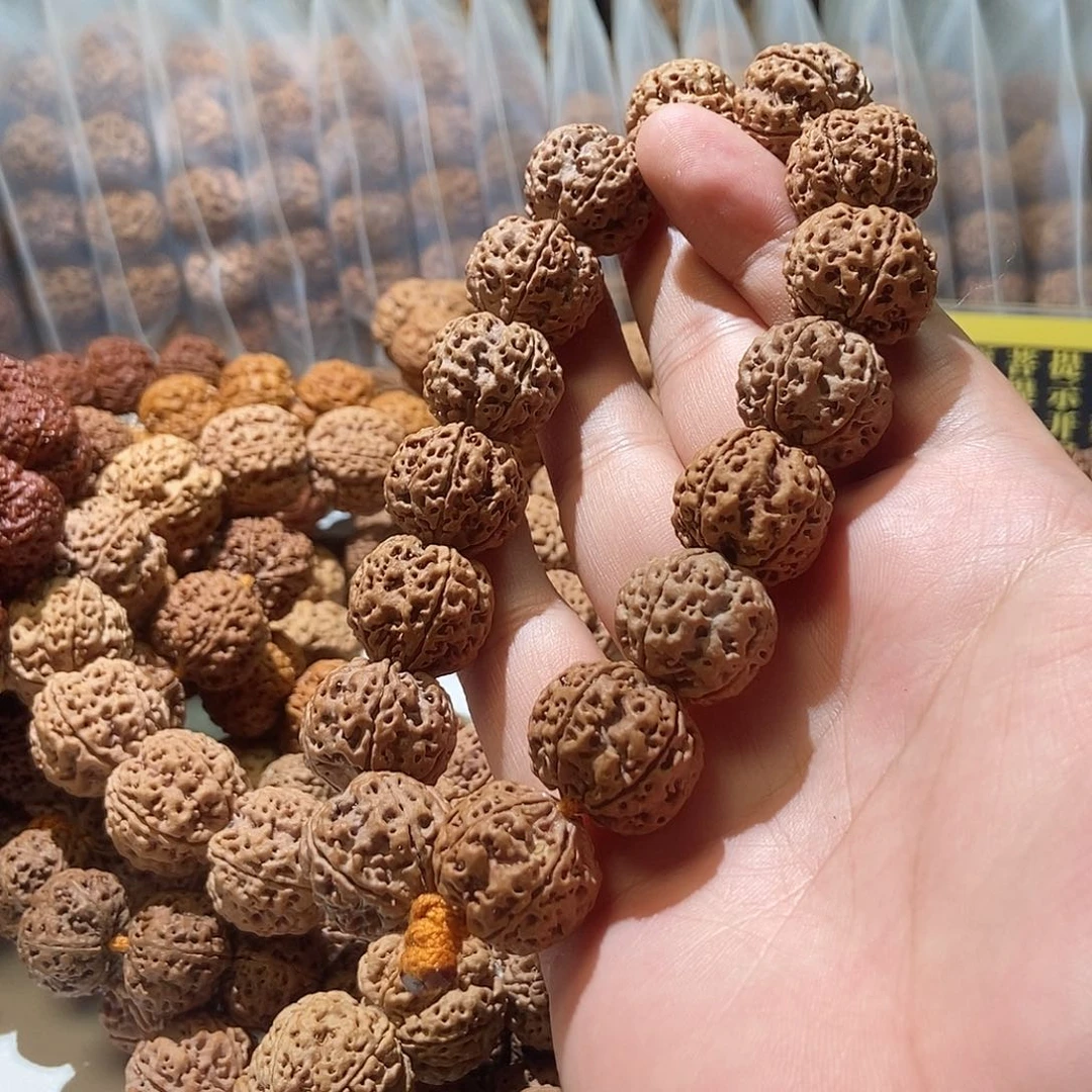 吊坠金刚菩提原生态蜂王19mm