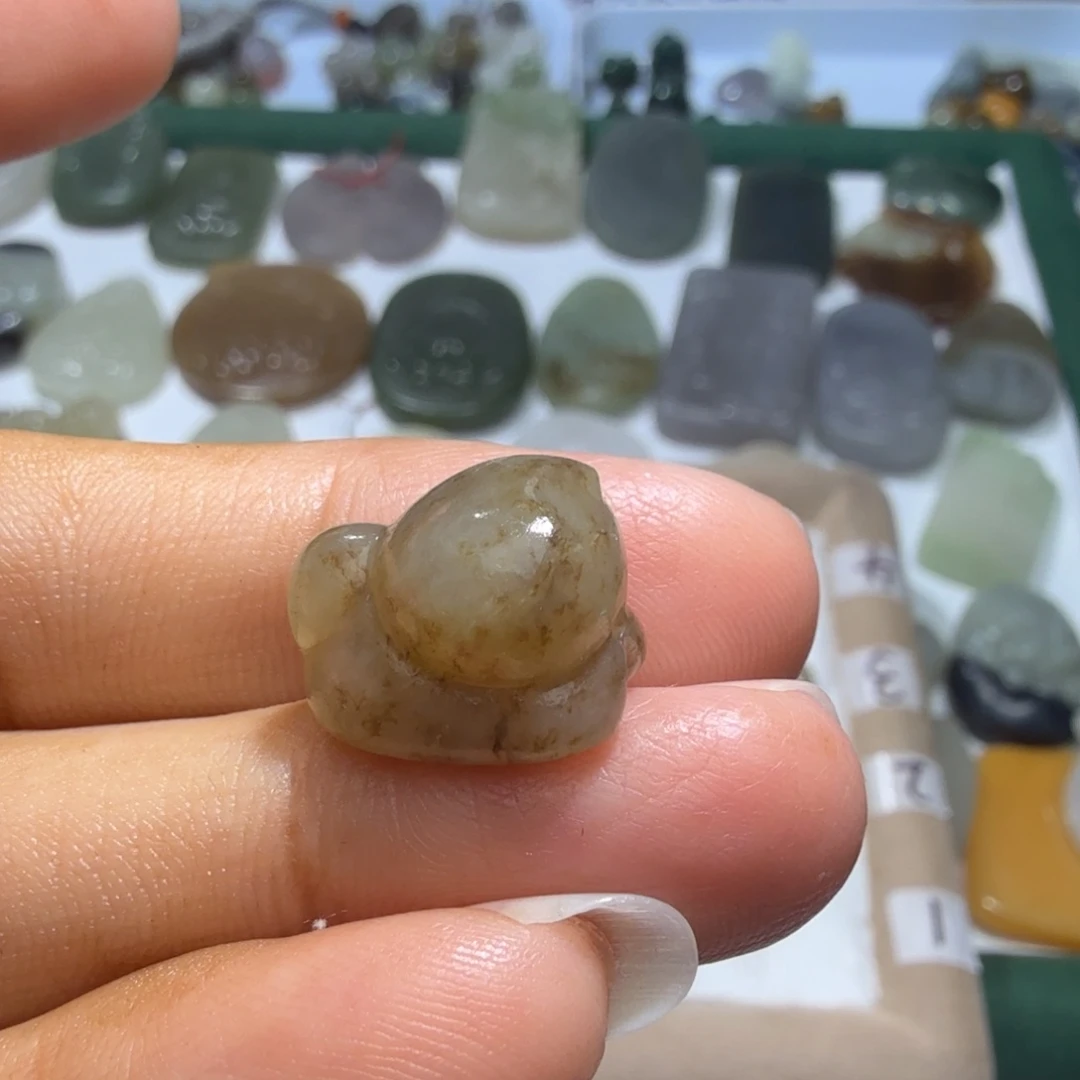 m***媛和田玉未镶嵌珠宝奇石