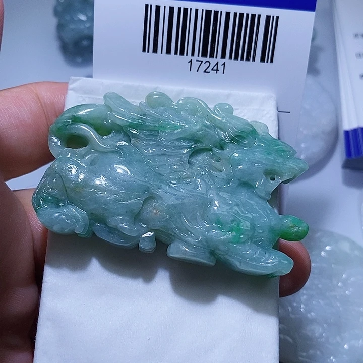 翡翠未镶嵌颈饰天光墟翡翠市场现金代购
