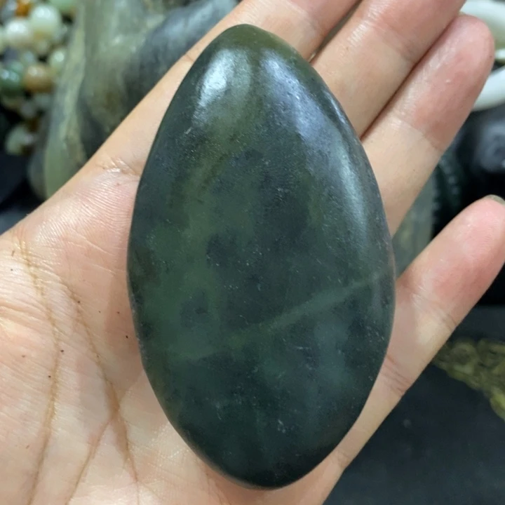 未镶嵌和田玉（糖玉）挂件