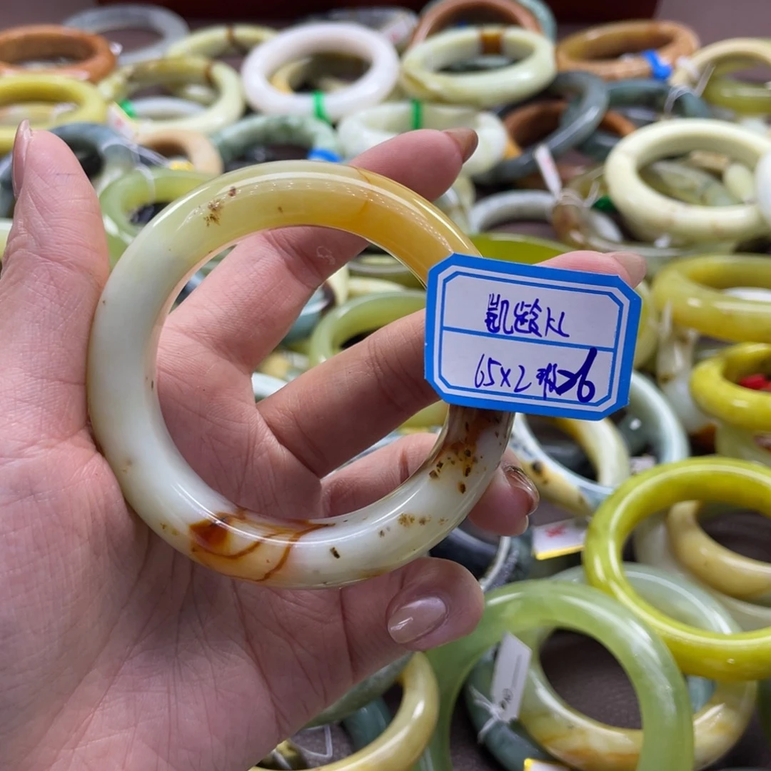 凯***L蛇纹石玉未镶嵌手镯