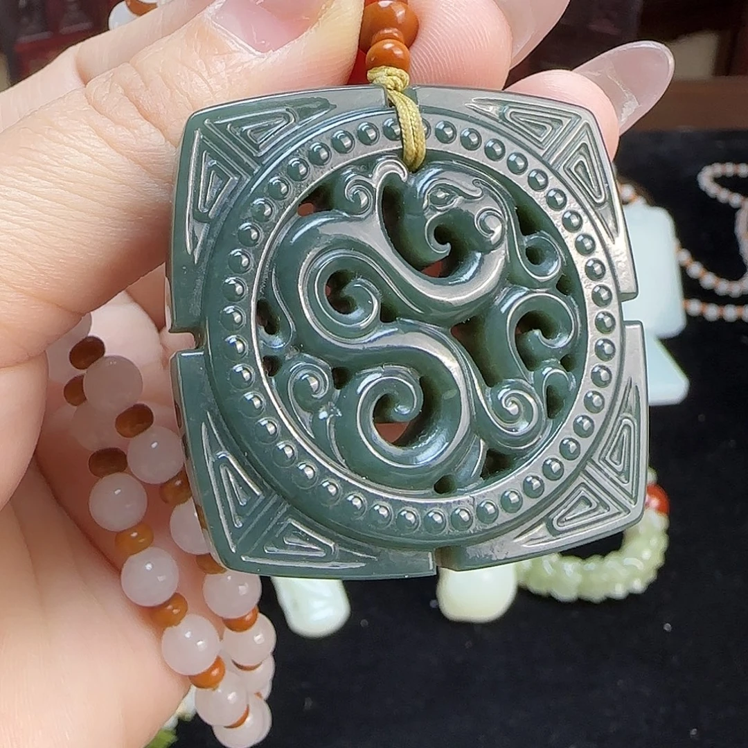 和田玉未镶嵌颈饰定制发货