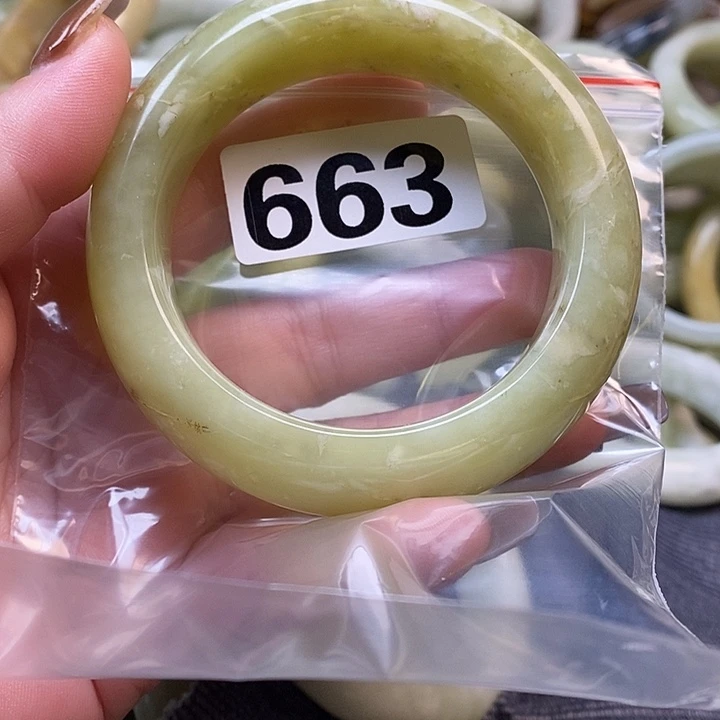 原***线蛇纹石玉未镶嵌手镯