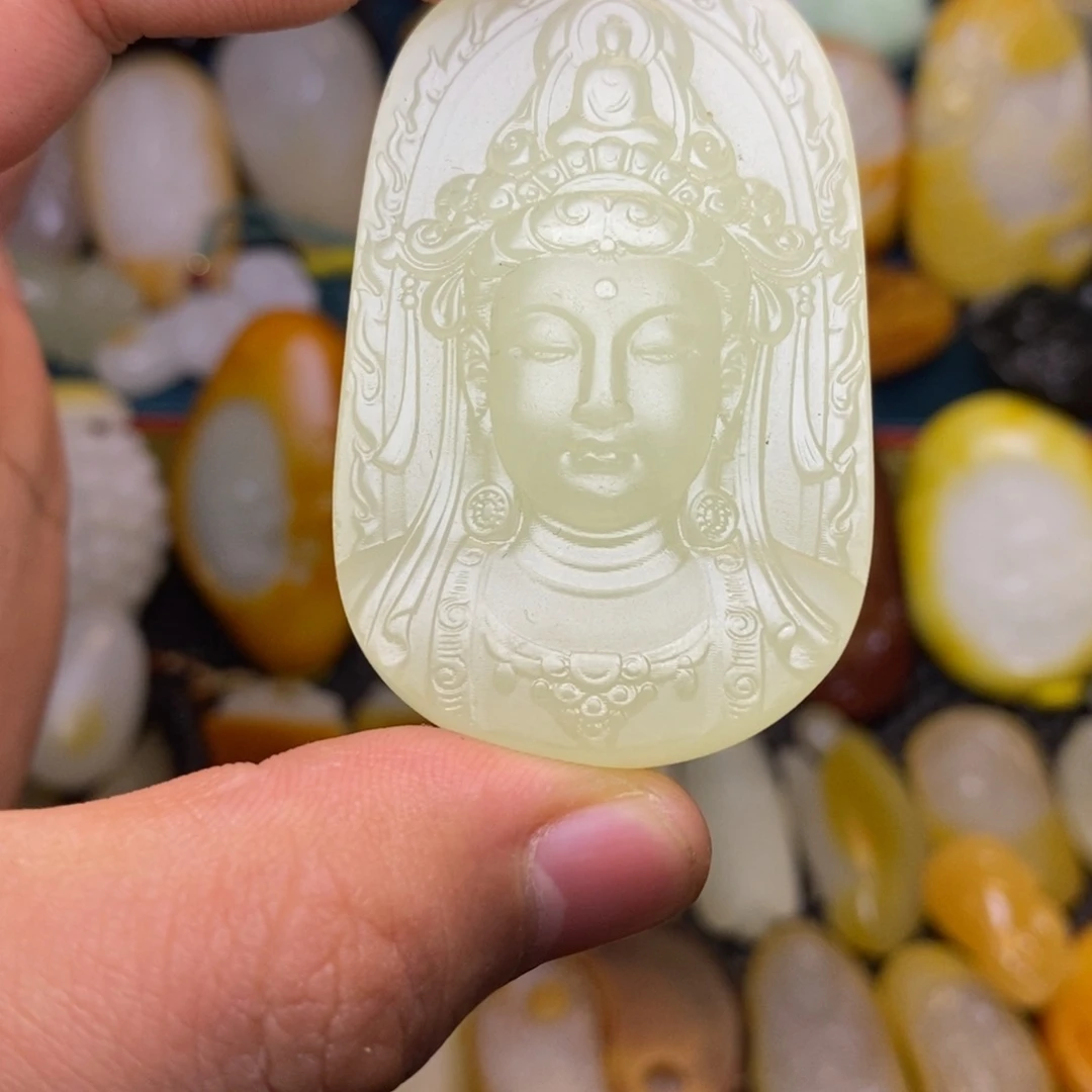 和田玉未镶嵌颈饰