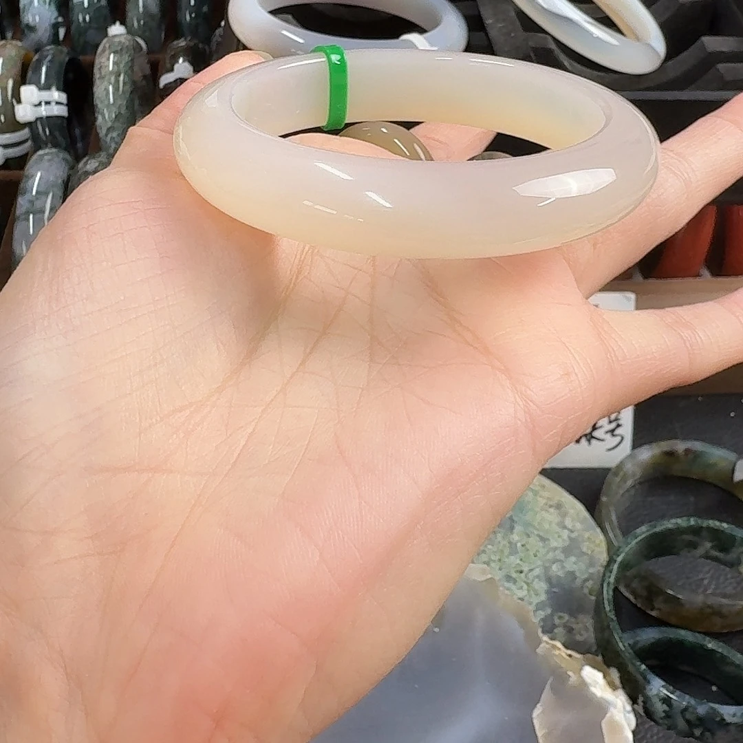 玛瑙/玉髓未镶嵌手镯