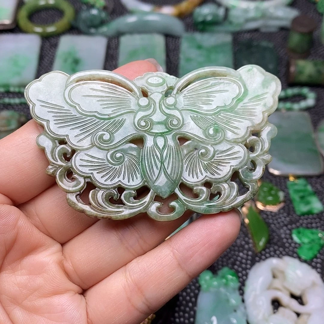 翡翠挂件未镶嵌缅甸天然翡翠蝴蝶