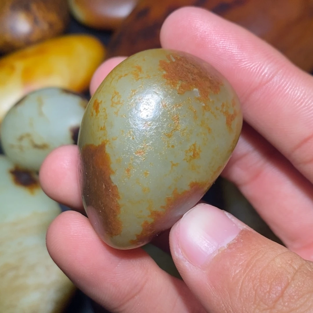 和田玉未镶嵌珠宝奇石