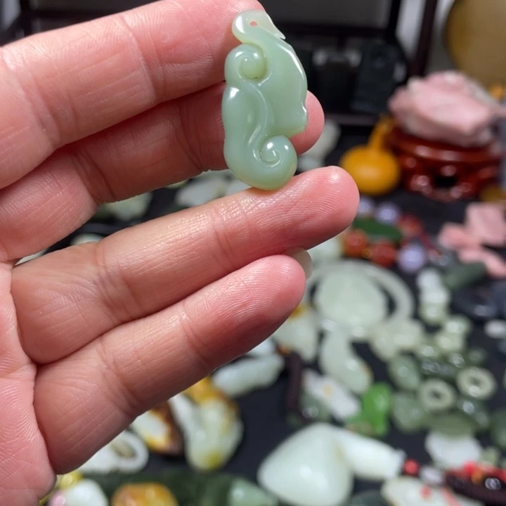 和田玉（碧玉）未镶嵌颈饰