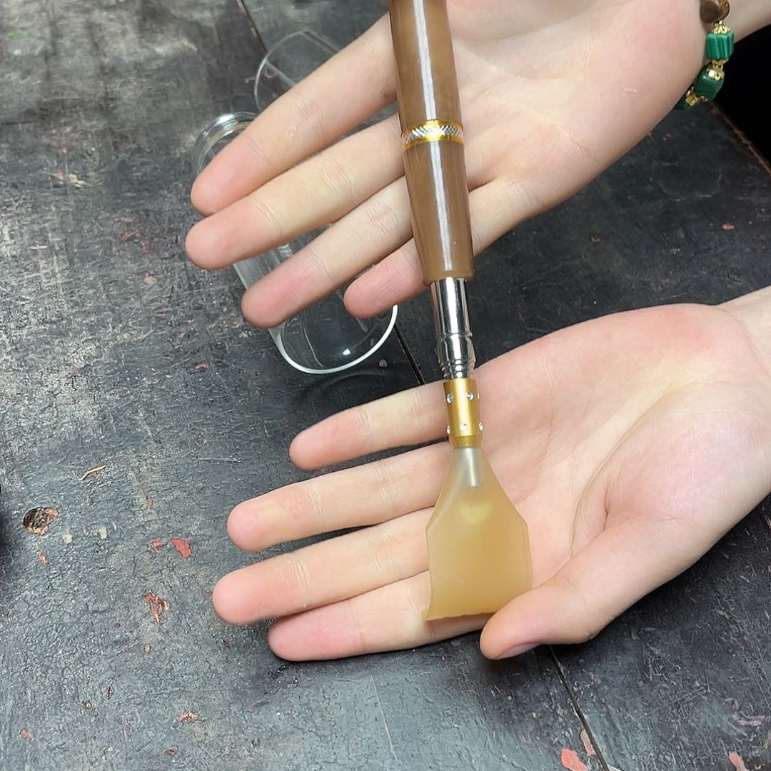 大叶紫檀（黑酸枝木类）