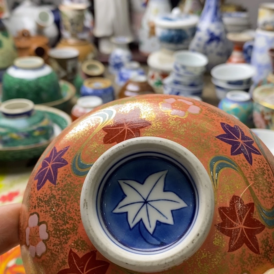瓷片是因为它能有效保护眼睛