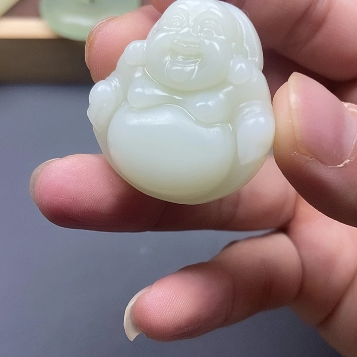 和田玉（糖玉）未镶嵌颈饰