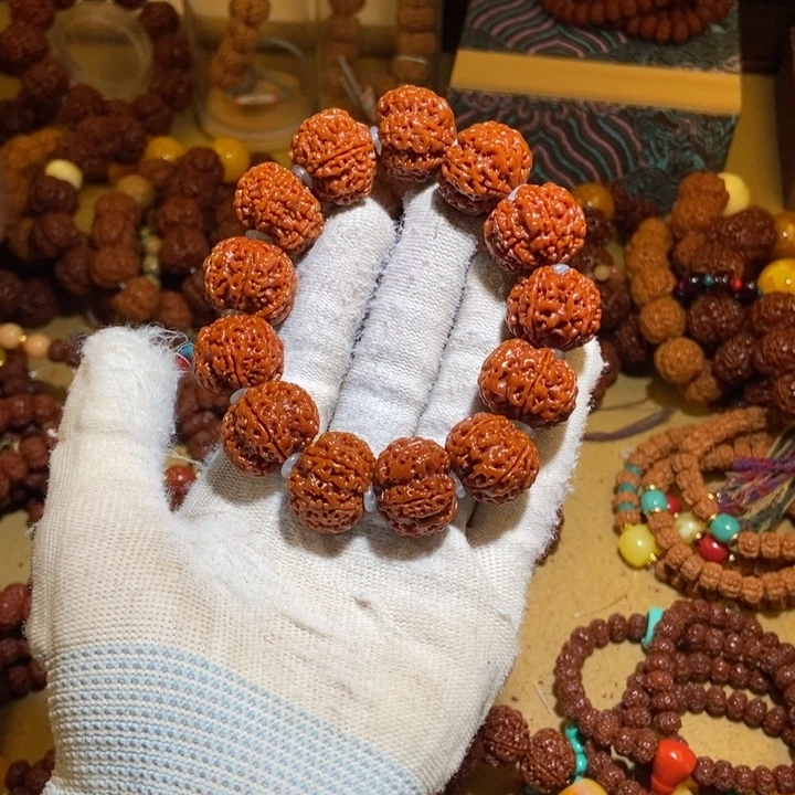 用***1金刚菩提吊坠216玉化