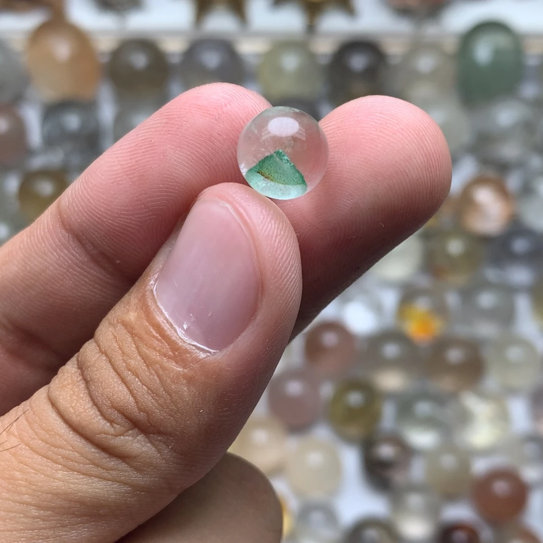 大***说未镶嵌珠宝半成品水晶翠幽灵球