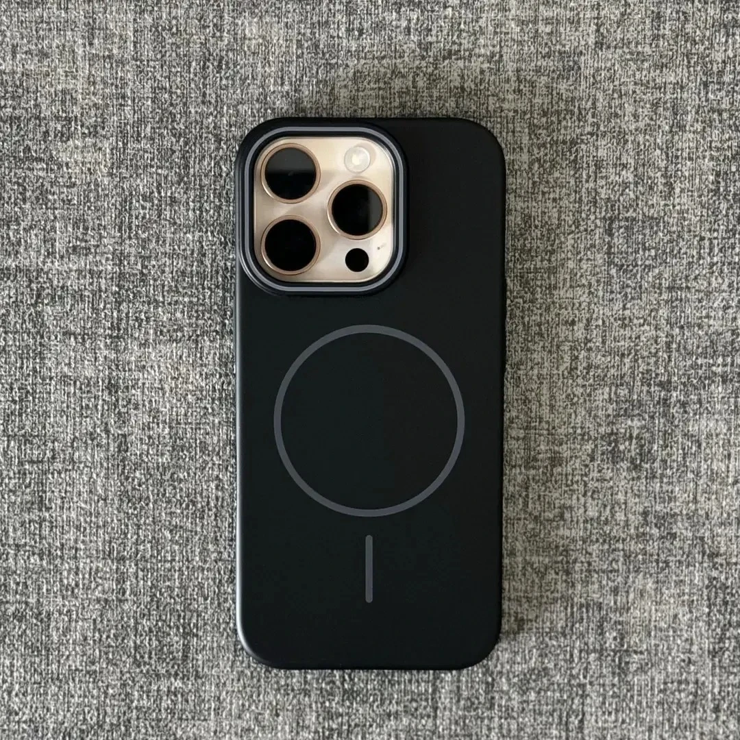 ZMGX绅士黑柔润细圈磁吸适用苹果16手机壳iPhone15pro新款14/13硬