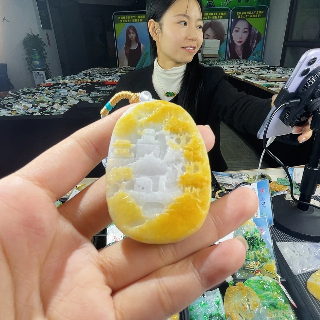 颈饰未镶嵌翡翠一