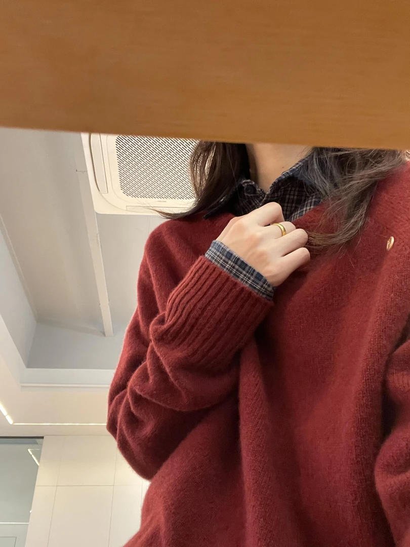 韩系高级感红色毛衣女秋冬季可外穿内搭慵懒圆领套头针织毛线上衣