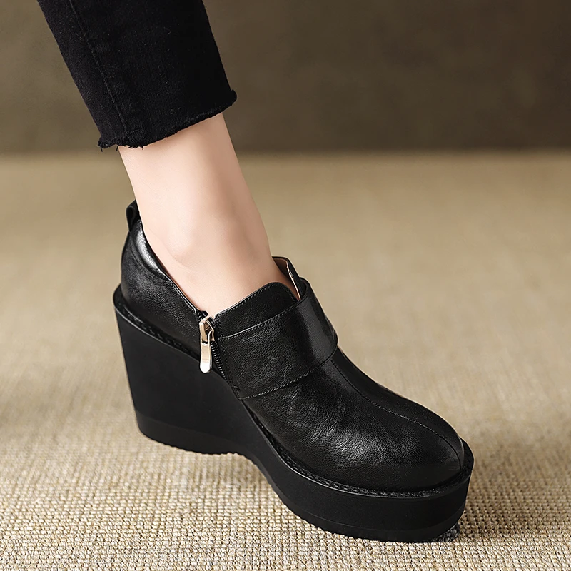 小个子超高跟单鞋女9厘米厚底松糕鞋不累脚圆头防水台坡跟小皮鞋