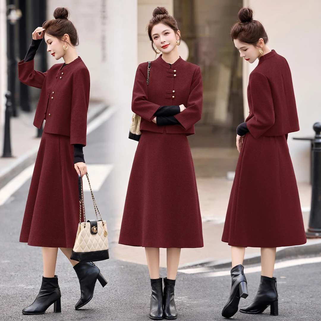 鑫灿好屋新中式毛呢套裙女2025年冬季新款女装时尚气质盘扣大摆裙