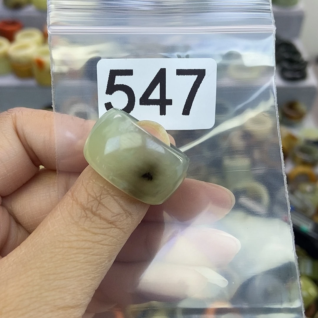 小***舟蛇纹石玉未镶嵌戒指