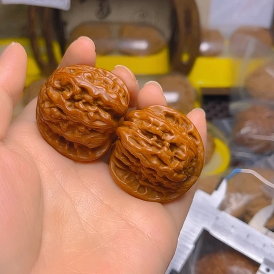 吊坠文玩核桃白狮子