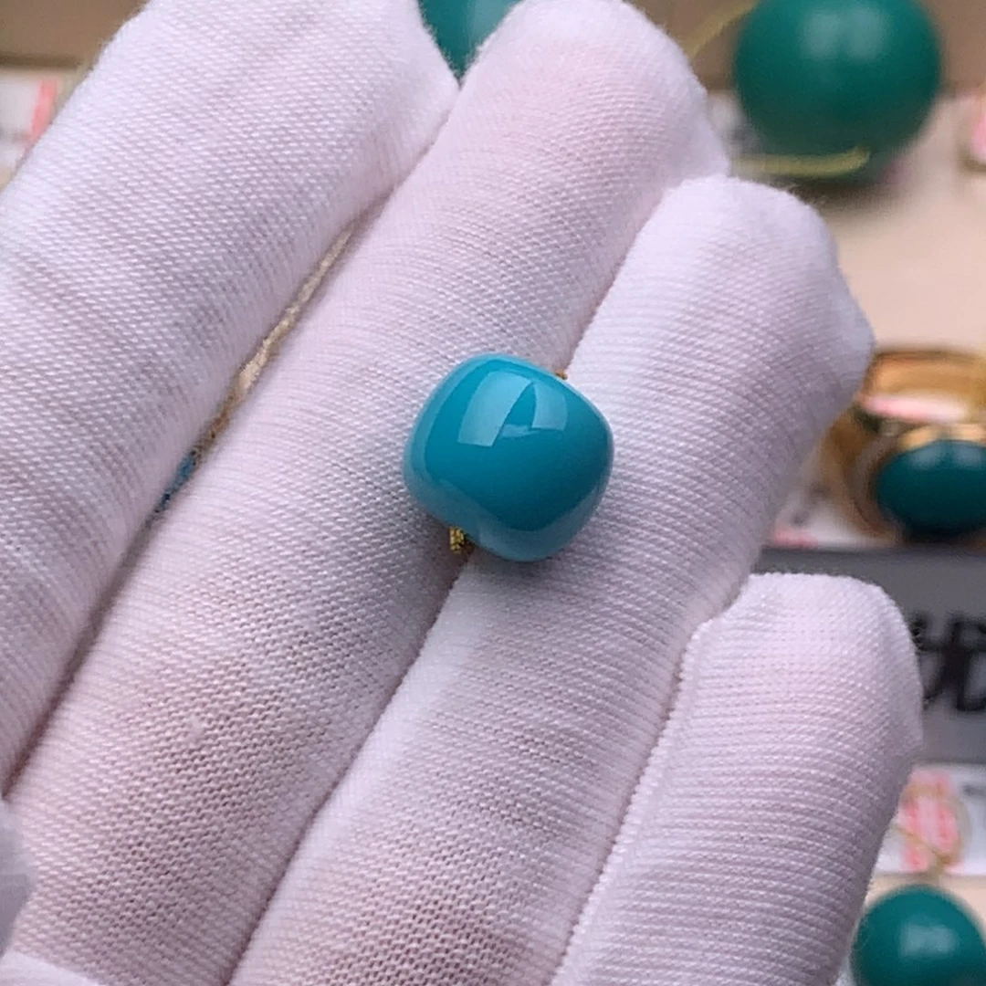 开***果绿松石未镶嵌珠宝奇石11.5