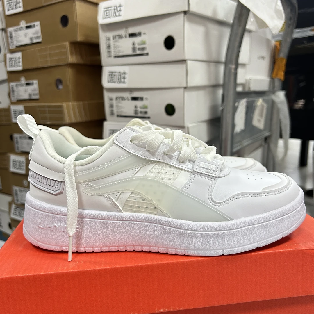 《B品以直播展示为准》鞋面发黄（X1150）李宁女运动鞋AGCT190-51