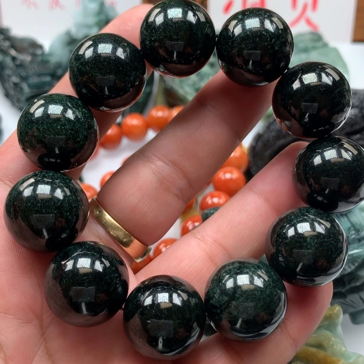 翡翠颈饰未镶嵌沈*华保真天然a货翡翠