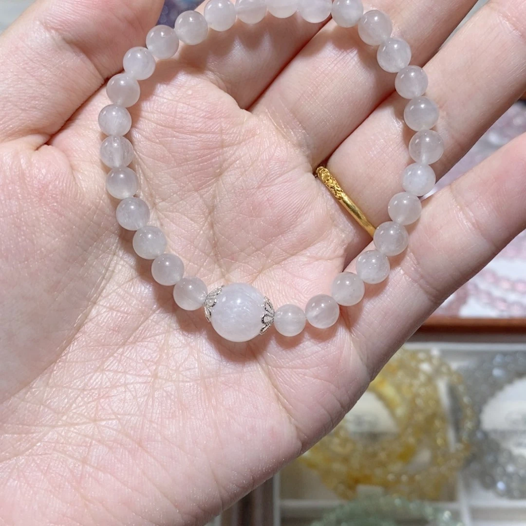 水晶手链未镶嵌白兔毛