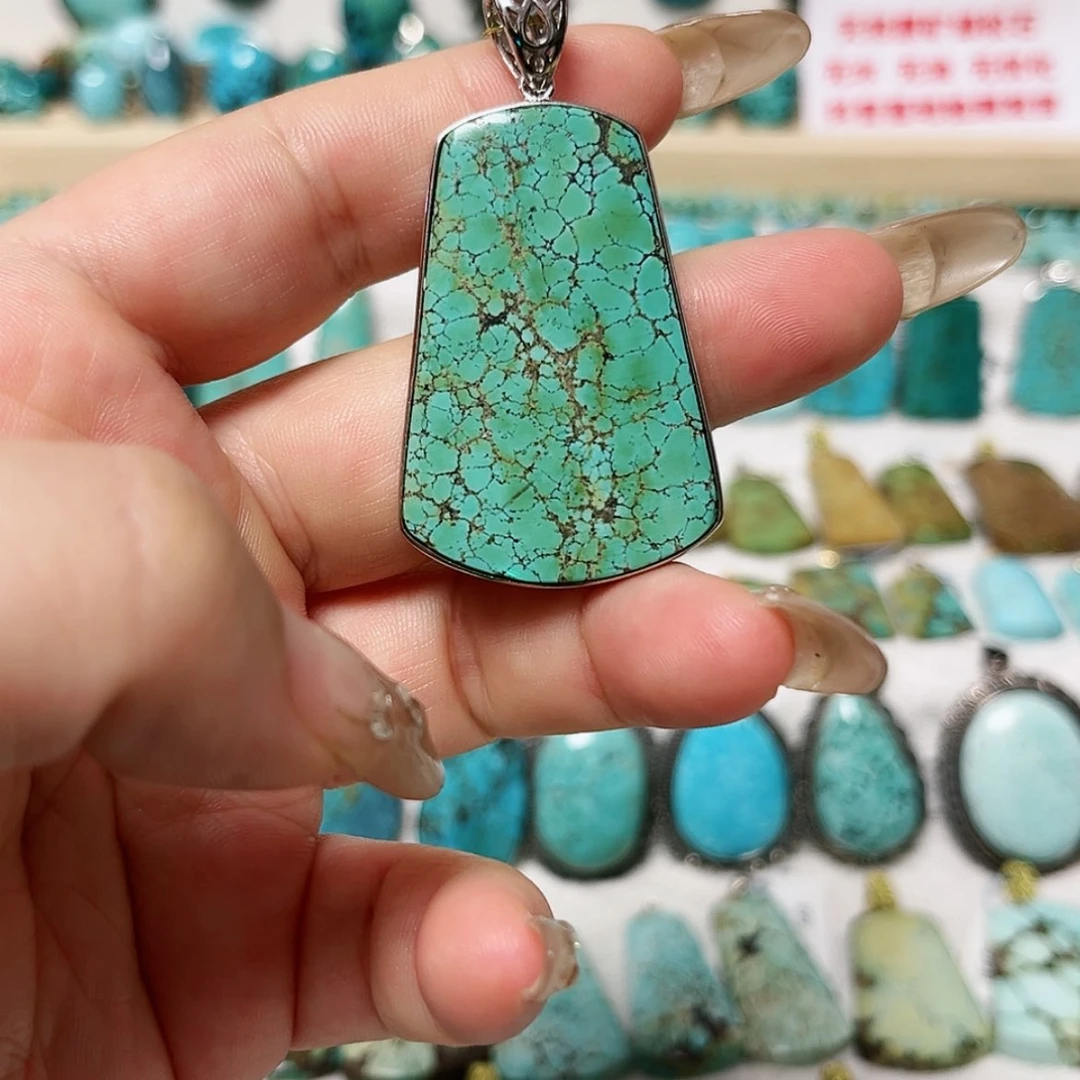 【闪购商品】未镶嵌绿松石珠宝奇石