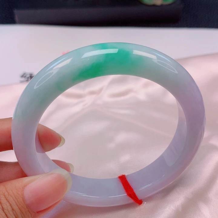 翡翠未镶嵌手镯58圈
