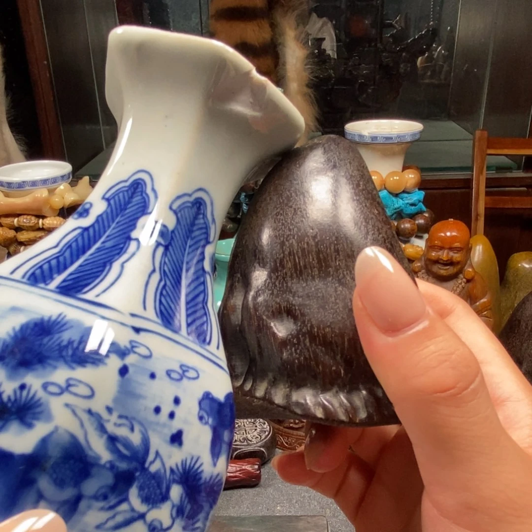 主播节目主持人和主持人的工作