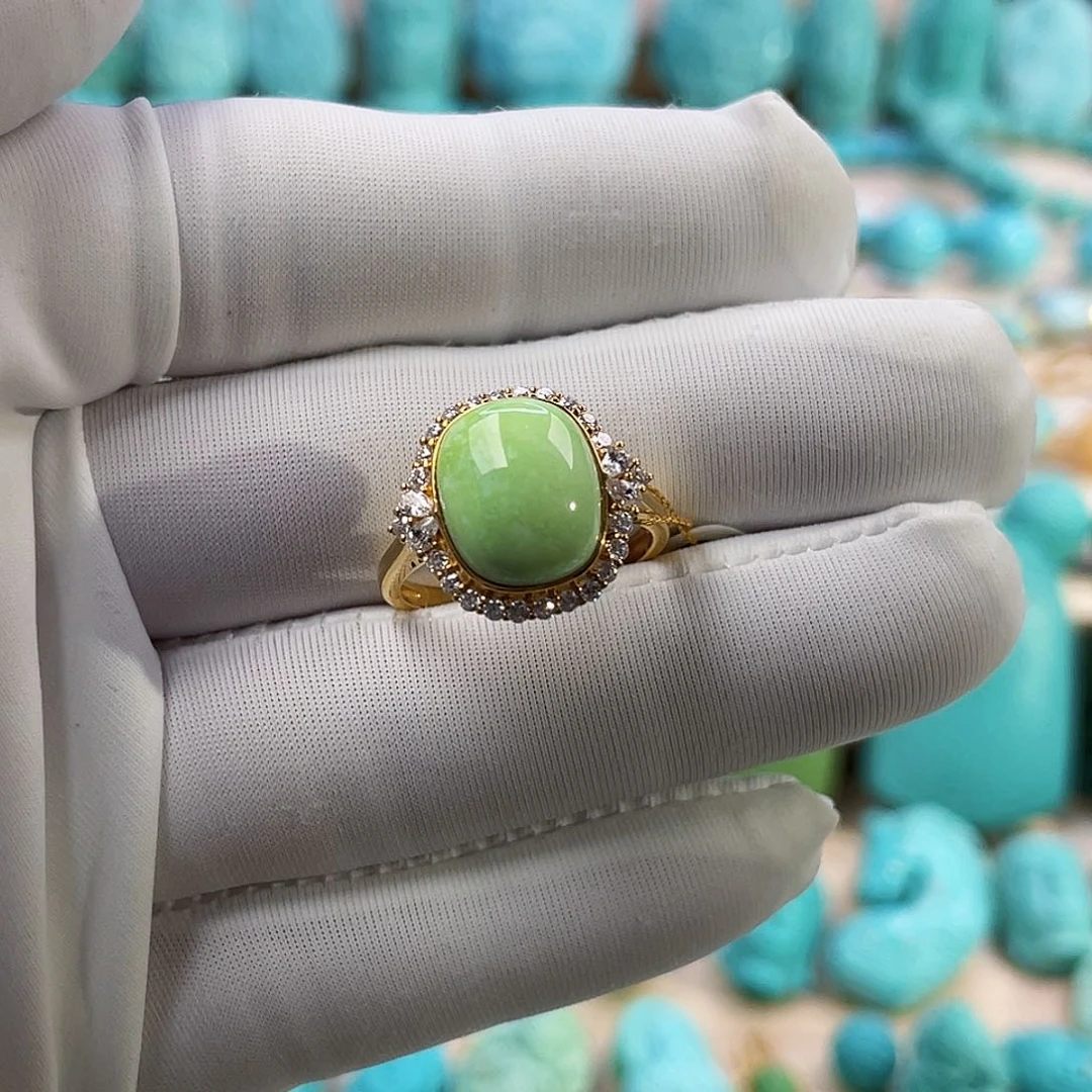 绿松石珠宝奇石18K金镶嵌