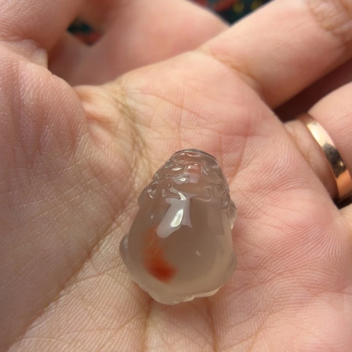 南红玛瑙未镶嵌挂件