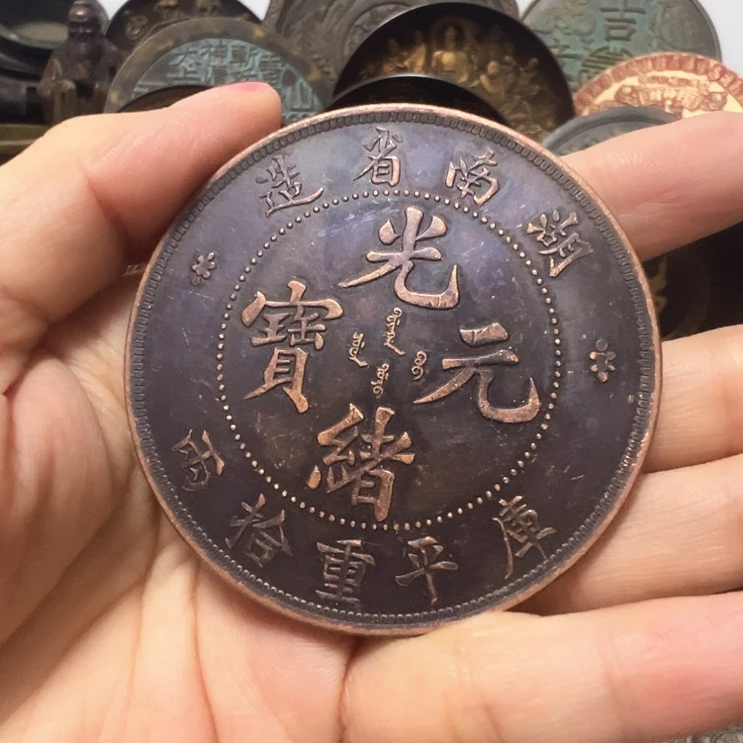 金属复古风格摆件