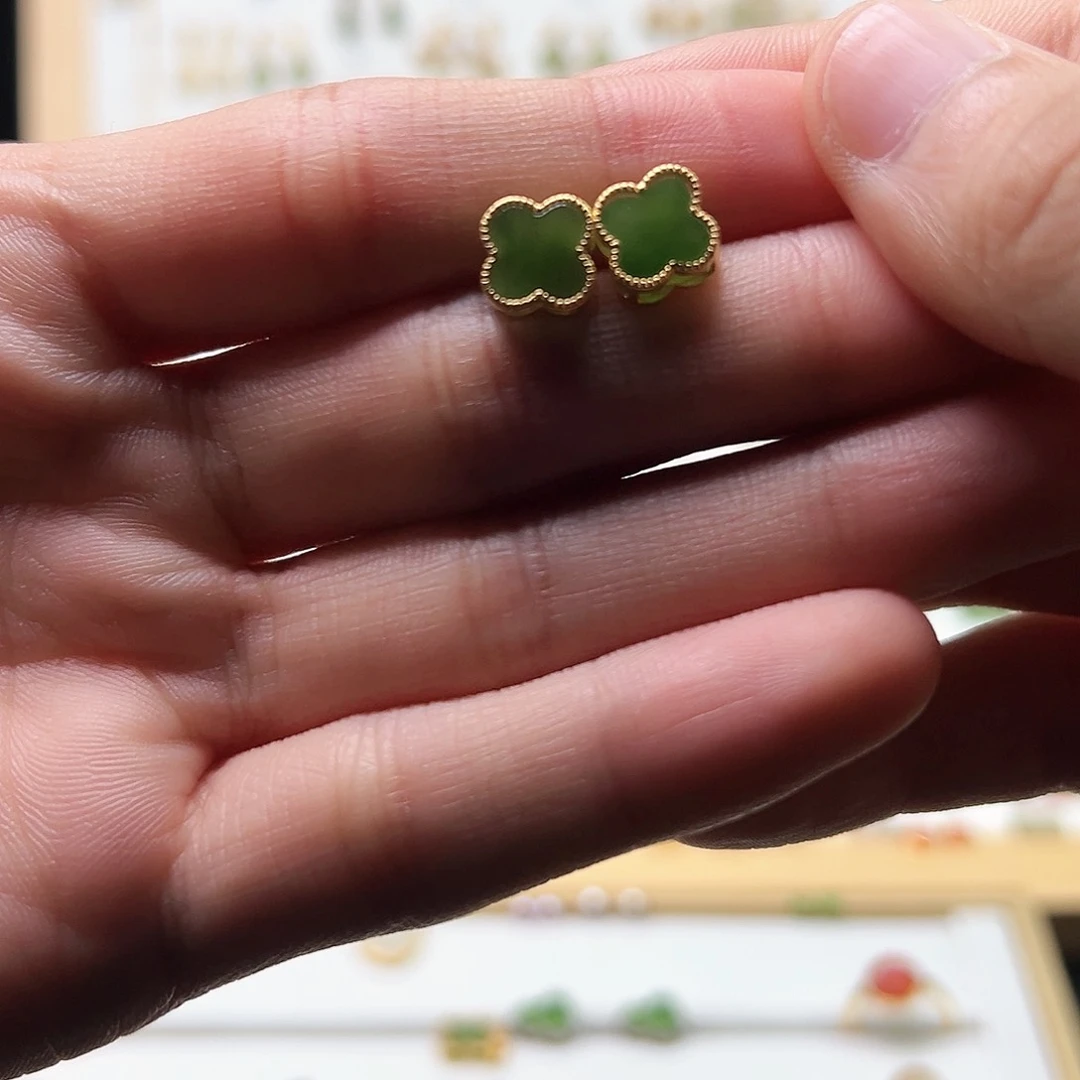 银S925镀金镶嵌和田玉耳饰