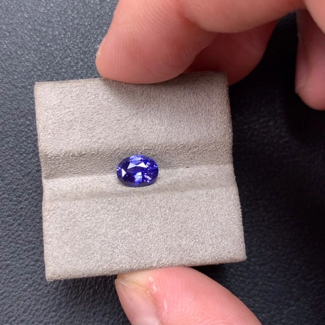 彩色蓝宝石裸石裸石1.08ct