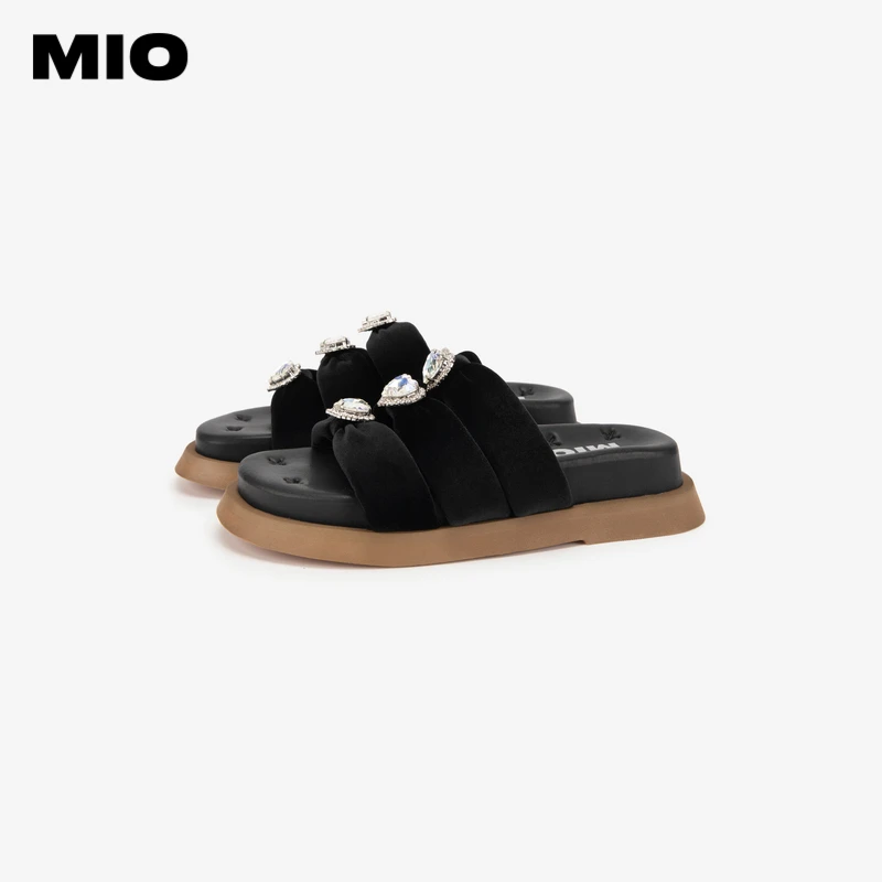 MIO米奥夏季女拖鞋柔软一字带式爱心彩钻舒适时髦一字拖M24313200
