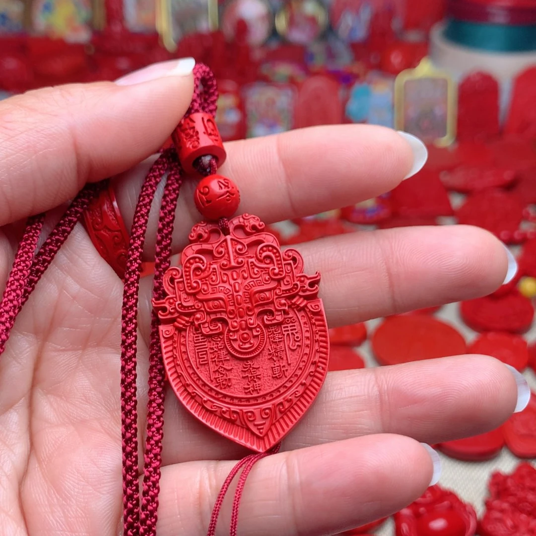 天然辰砂工艺品朱砂吊坠