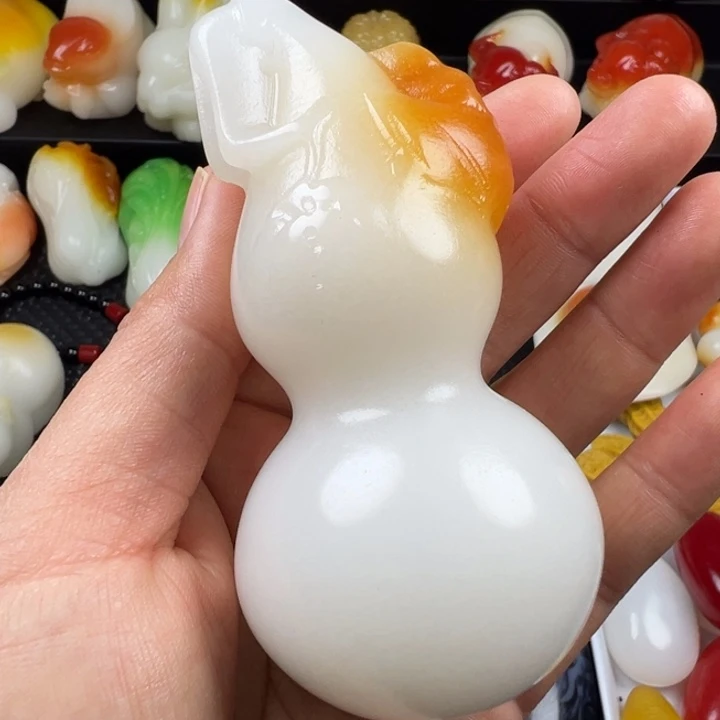 新疆戈壁五彩石金丝