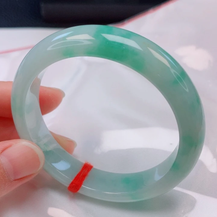 翡翠未镶嵌手镯54。55