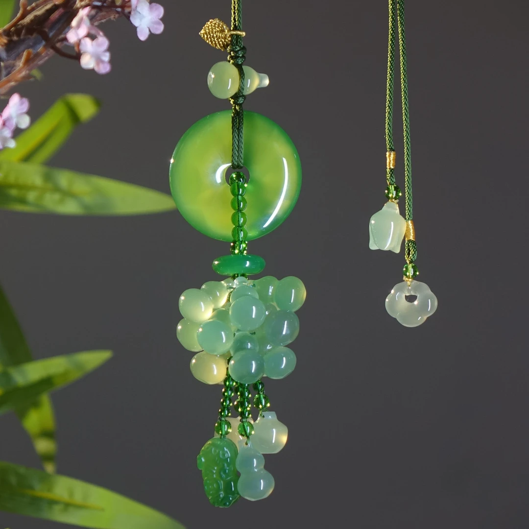 辣阳绿平安扣葫芦串-简约时尚天然玉石原创车挂
