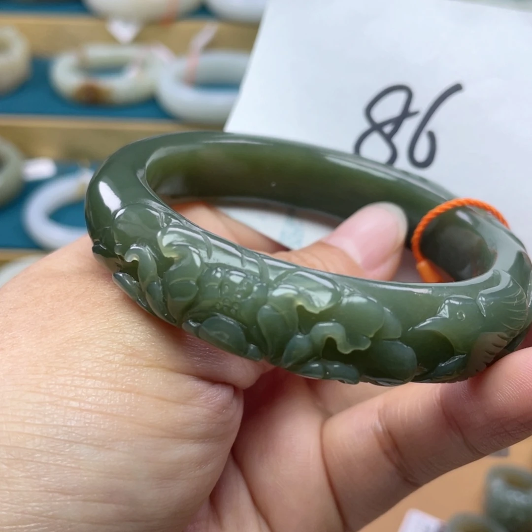 未镶嵌手镯和田玉圈口58