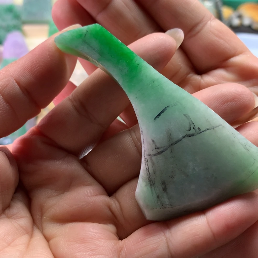 未镶嵌定制翡翠超**者翡翠