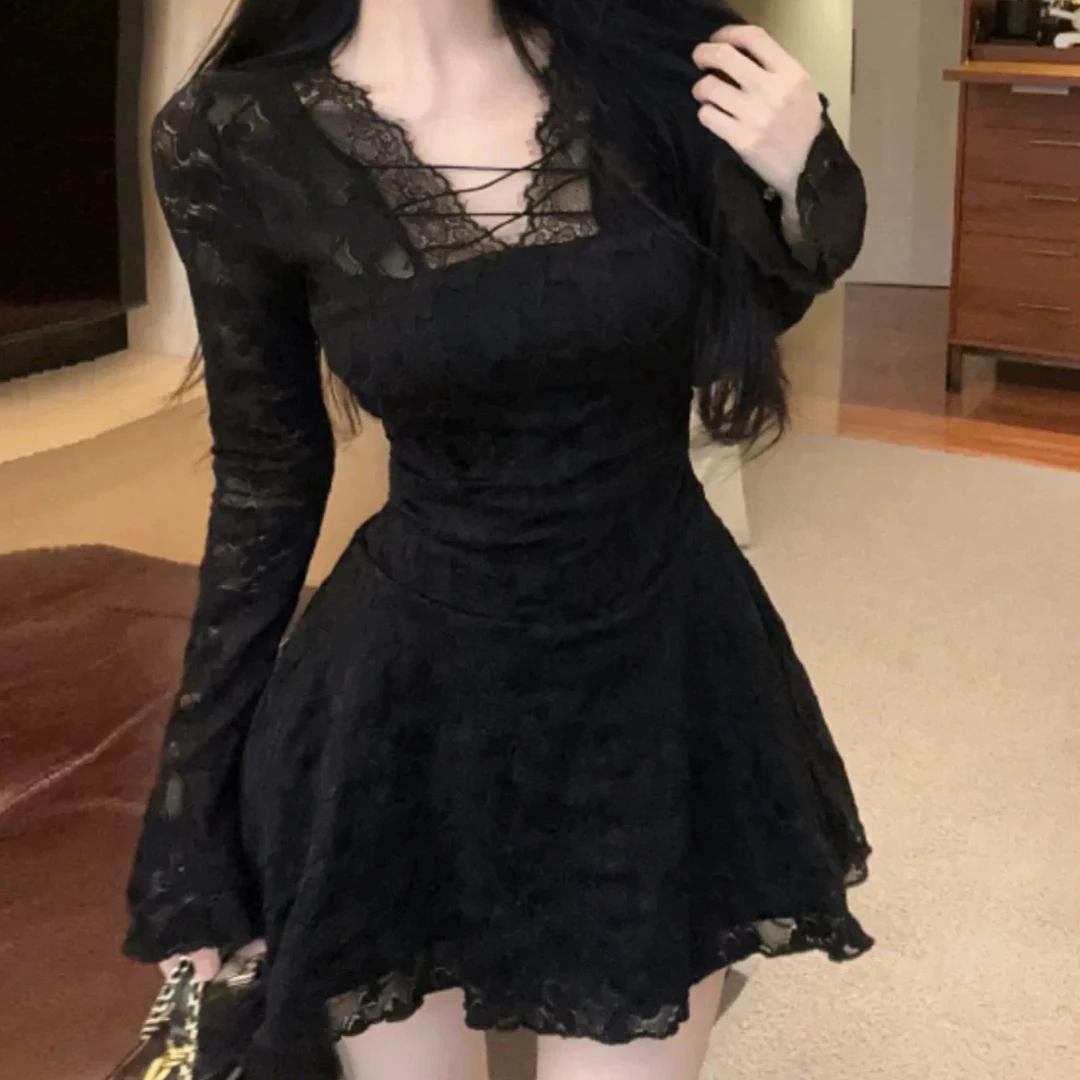 大码女装808法式性感蕾丝纯欲收腰遮肚子A字摆短裙御姐风连衣裙