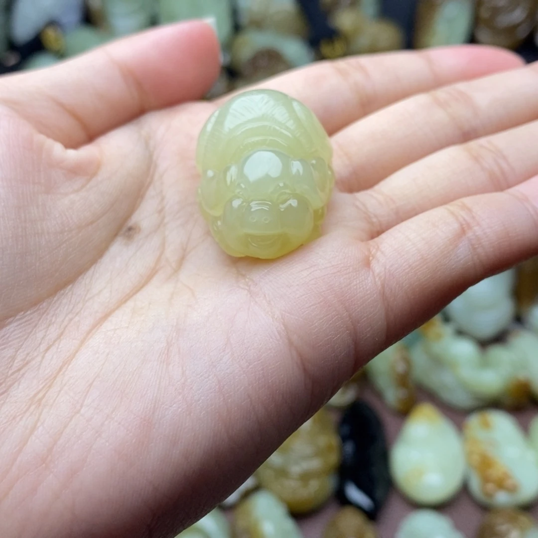 项链未镶嵌和田玉（糖玉）