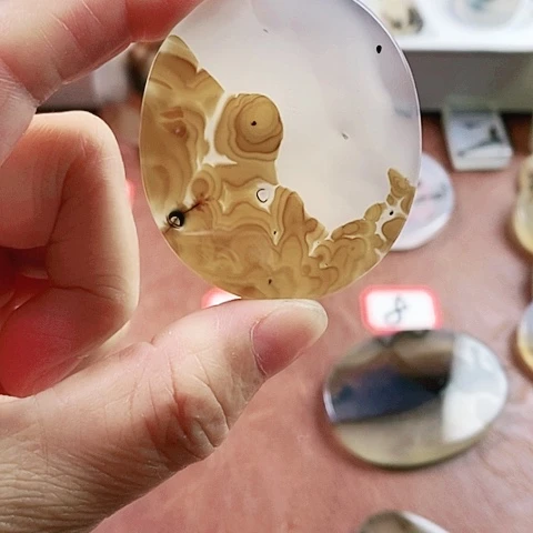 未镶嵌玛瑙/玉髓珠宝奇石