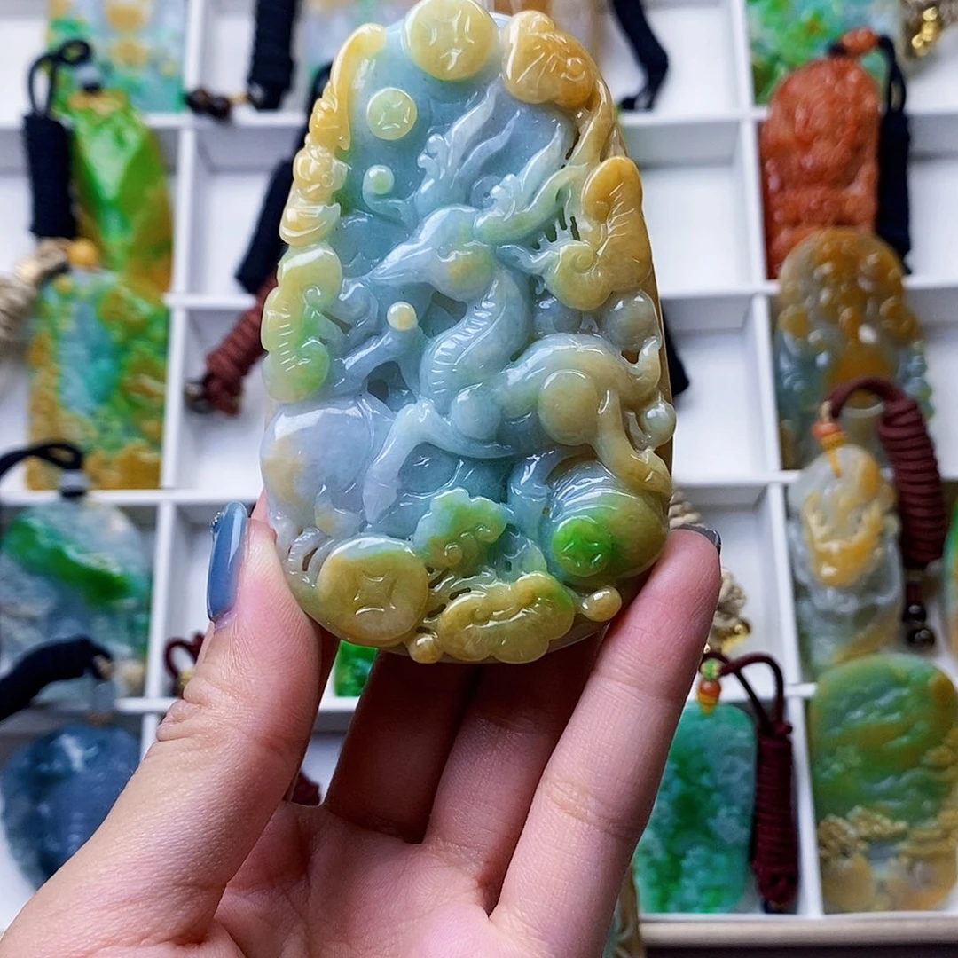 翡翠未镶嵌颈饰翡翠A货